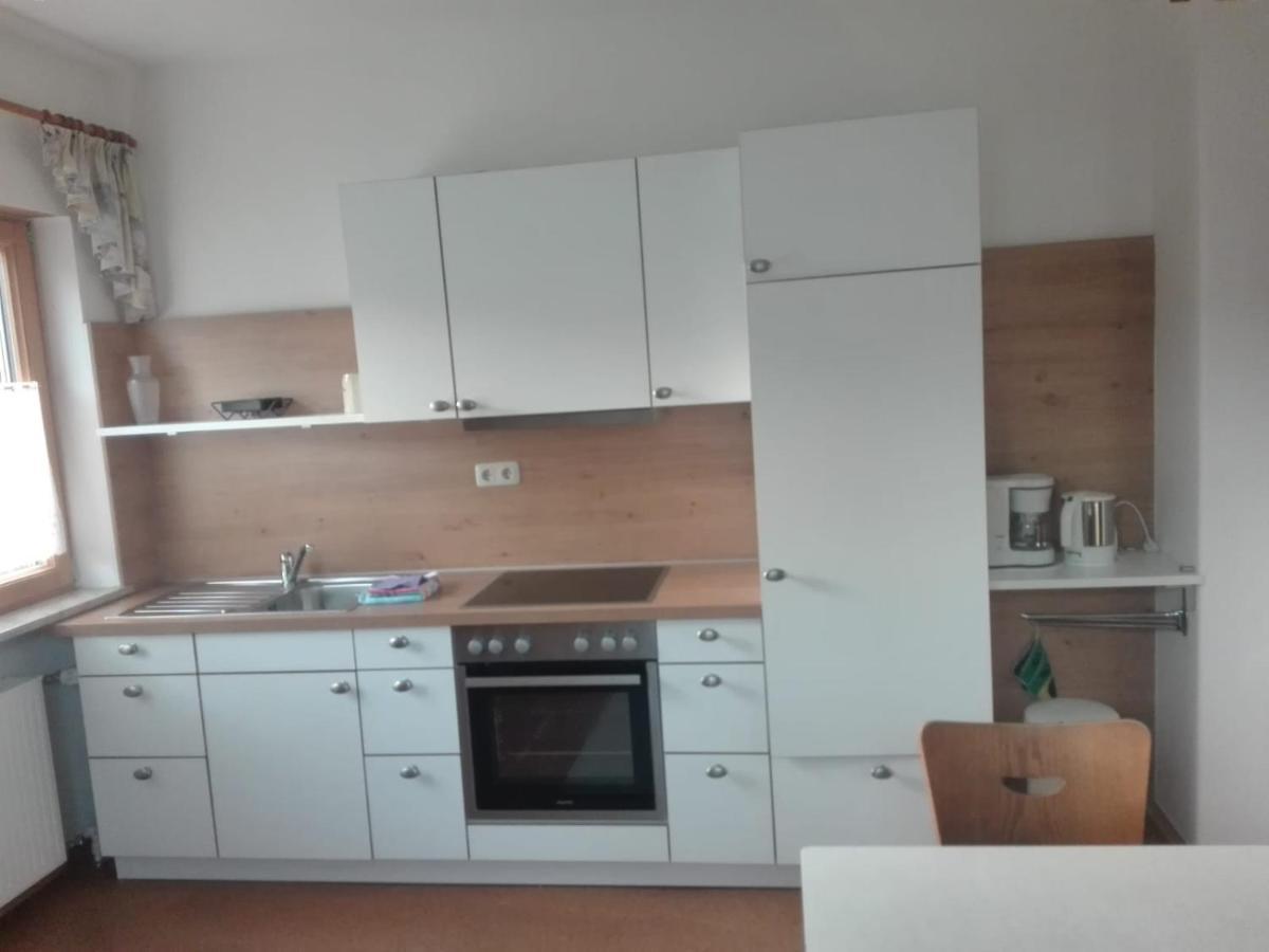 Gaestehaus Drexel Tussenhausen ภายนอก รูปภาพ