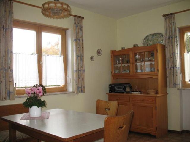 Gaestehaus Drexel Tussenhausen ภายนอก รูปภาพ