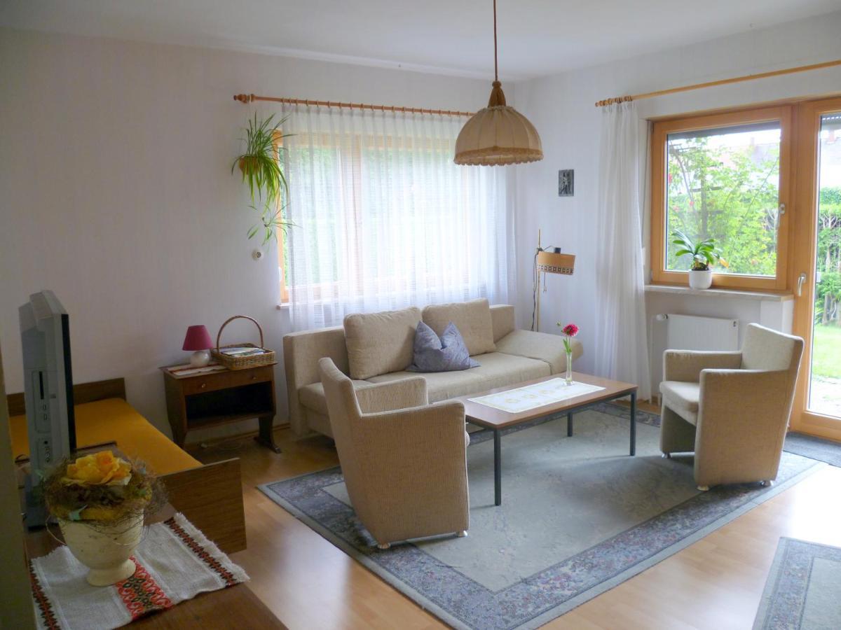 Gaestehaus Drexel Tussenhausen ภายนอก รูปภาพ
